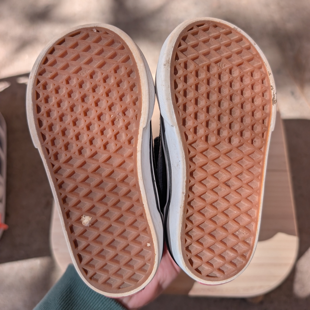 Vans Toddler Sneakers - Picture 7 of 8